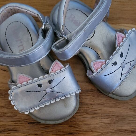 Born Toddler Girls Silver Ktty Sandals - Picture 3 of 8